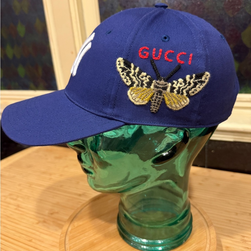 Gucci Royal Blue Cap with Embroidered Butterfly - Picture 2 of 11